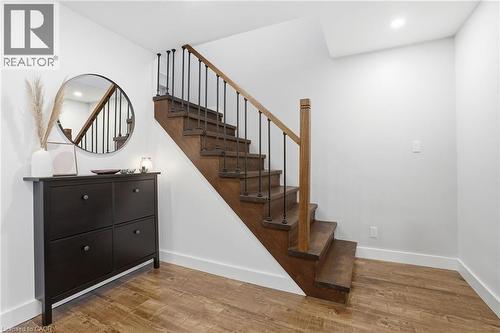 68 Delena Avenue N, Hamilton, ON - Indoor Photo Showing Other Room