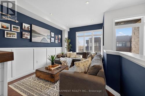 33 - 35 MIDHURST HEIGHTS  Hamilton, ON L8J 0K9