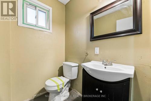 1627 Alwin Circle, Pickering (Village East), ON - Indoor Photo Showing Bathroom