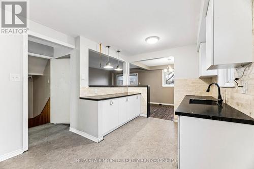 1627 Alwin Circle, Pickering (Village East), ON - Indoor Photo Showing Kitchen