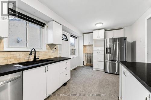 1627 Alwin Circle, Pickering (Village East), ON - Indoor Photo Showing Kitchen With Double Sink