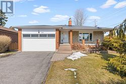 1456 PARKHAM CRESCENT  Pickering, ON L1W 2Z2