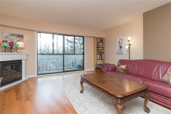 317-3962 Cedar Hill Rd  Saanich, BC V8N 3B8