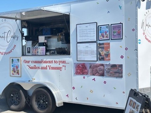 . Cls Ave, Saanich, BC 