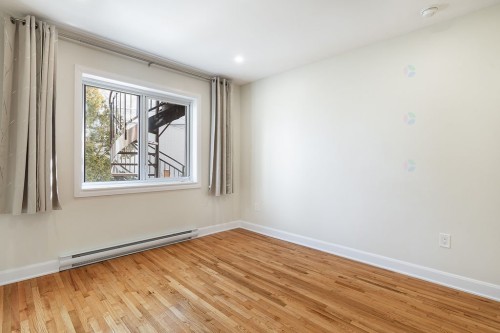 Bedroom - 612  - 614 Av. Abercorn, Mont-Royal, QC - Indoor Photo Showing Other Room