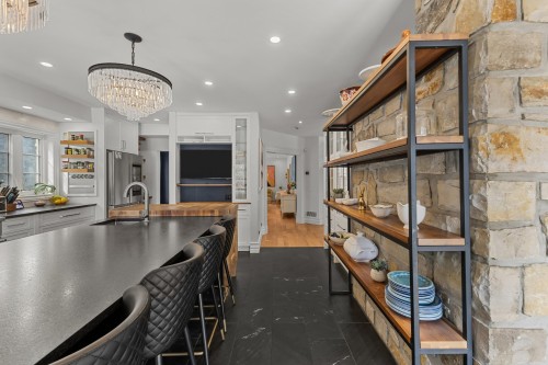 Cuisine - 729 Boul. Union, Laval (Sainte-Dorothée), QC - Indoor