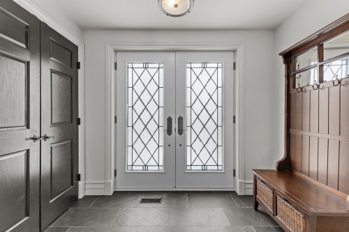 Hall d'entrée/Vestibule - 729 Boul. Union, Laval (Sainte-Dorothée), QC - Indoor Photo Showing Other Room