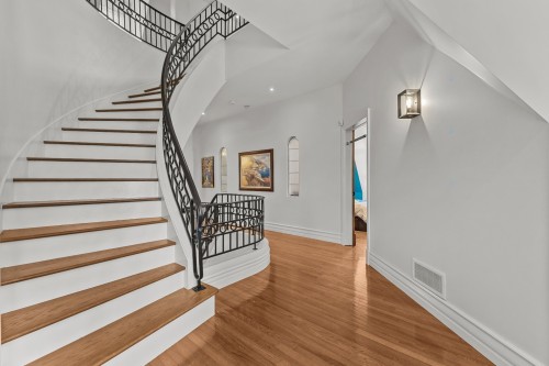 Escalier - 729 Boul. Union, Laval (Sainte-Dorothée), QC - Indoor Photo Showing Other Room