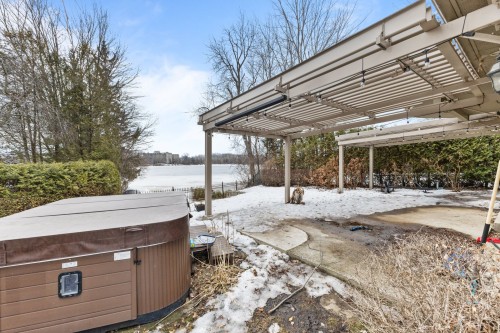 Autre - 729 Boul. Union, Laval (Sainte-Dorothée), QC - Outdoor