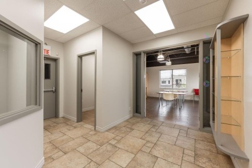 Bureau - 2041A Rue Léonard-De Vinci, Sainte-Julie, QC - Indoor Photo Showing Other Room