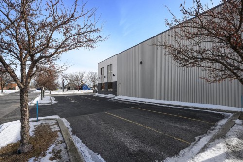 Stationnement - 2041A Rue Léonard-De Vinci, Sainte-Julie, QC - Outdoor