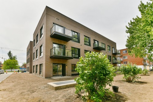 Back of Structure - 301-9229 Rue Airlie, Montréal (Lasalle), QC - Outdoor
