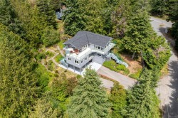 4826 Cannon Cres Pender Island, BC V0N 2M2