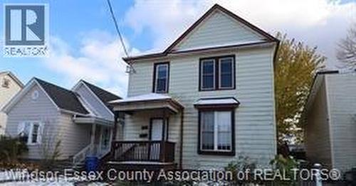 817 CHATHAM STREET East  Windsor, ON N9A 2X8