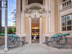 2703 - 426 UNIVERSITY AVENUE  Toronto, ON M5G 1S9