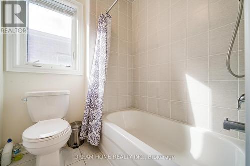66 Mohandas Drive, Markham, ON - Indoor Photo Showing Bathroom
