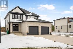 12 REA COURT  Southwold (Talbotville), ON N6L 1M1