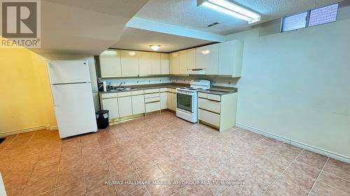 Basement - 316 Valleymede Drive, Richmond Hill, ON - Indoor Photo Showing Kitchen