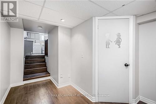 85 Ranchdale Drive, Hamilton, ON - Indoor Photo Showing Other Room