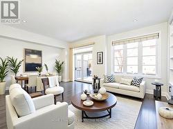 TH15 - 382 HIGHWAY 7 E  Richmond Hill, ON L4B 0C5