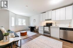 401 370 CARRALL STREET  Vancouver, BC V6B 2J3