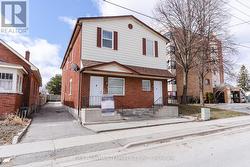 476 ALBERT STREET  Oshawa, ON L1H 4S6