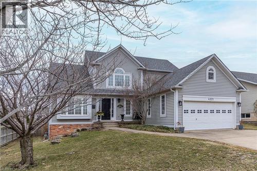 4021 Mountain Street, Beamsville, ON - Outdoor With Facade