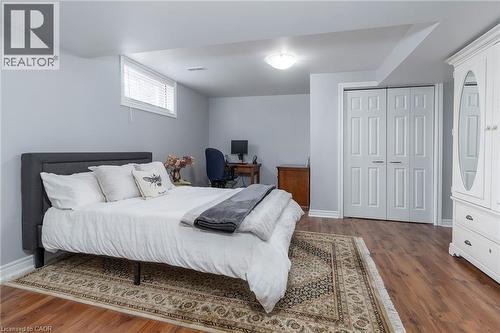 4021 Mountain Street, Beamsville, ON - Indoor Photo Showing Bedroom
