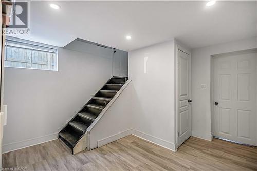 146 West 25Th Street, Hamilton, ON - Indoor Photo Showing Other Room