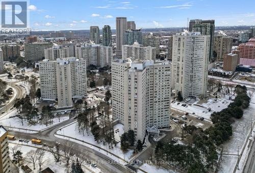 202 - 3700 Kaneff Crescent, Mississauga, ON - Outdoor With View