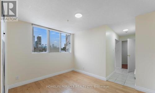 202 - 3700 Kaneff Crescent, Mississauga, ON - Indoor Photo Showing Other Room