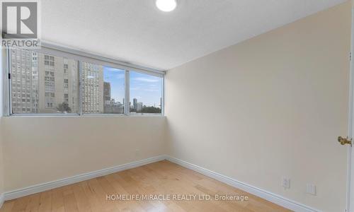 202 - 3700 Kaneff Crescent, Mississauga, ON - Indoor Photo Showing Other Room