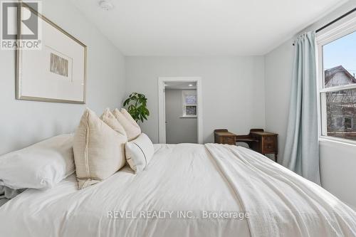 176 Wood Street E, Hamilton, ON 