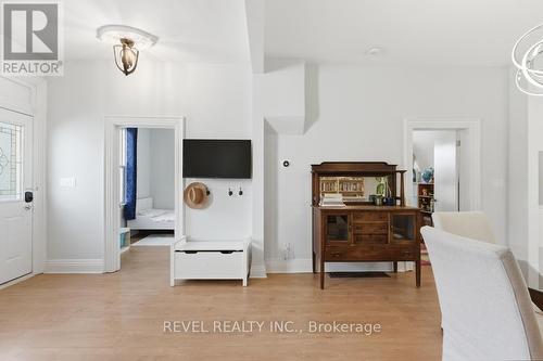 176 Wood Street E, Hamilton, ON 