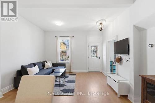 176 Wood Street E, Hamilton, ON 