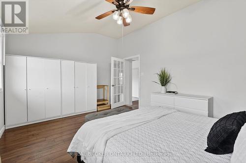 3 Beatty Avenue, Hamilton, ON - Indoor Photo Showing Bedroom