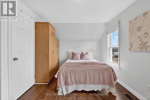 3 Beatty Avenue, Hamilton, ON - Indoor Photo Showing Bedroom