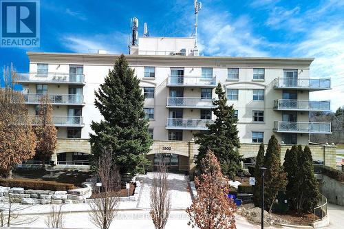 216 - 2500 RUTHERFORD ROAD  Vaughan, ON L4K 5N7