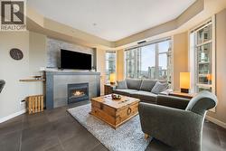 1128 Sunset Drive Unit# 803  Kelowna, BC V1Y 9R7