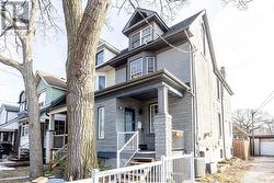 31 KILDONAN ROAD Toronto, ON M4E 2N5