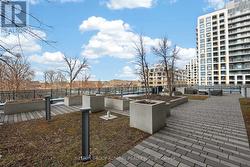 Roof Top Patio & BBQ area - 
