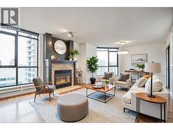 1803 867 HAMILTON STREET  Vancouver, BC V6B 6B7