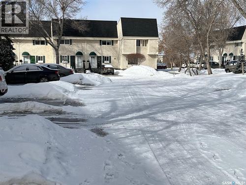 67 Killarney Way, Regina, SK - Outdoor