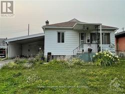 479 NEWMAN AVENUE  Ottawa, ON K1K 1N8