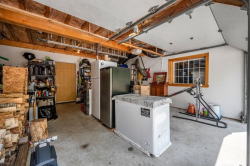 Garage - 100 Ch. Mccarthy, Grand-Remous, QC - Indoor Photo Showing Basement