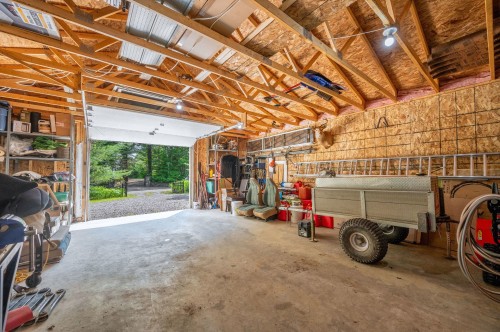Garage - 100 Ch. Mccarthy, Grand-Remous, QC - Indoor Photo Showing Garage