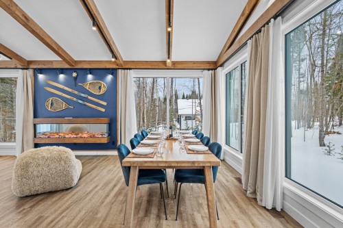 Salle à manger - 169 Ch. Du Printemps, Amherst, QC - Indoor Photo Showing Dining Room