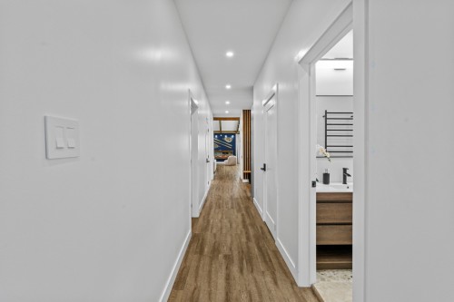 Corridor - 169 Ch. Du Printemps, Amherst, QC - Indoor Photo Showing Other Room