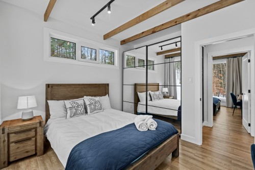 Chambre à coucher - 169 Ch. Du Printemps, Amherst, QC - Indoor Photo Showing Bedroom