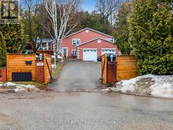 313 WINNIFRED DRIVE  Georgina, ON L4P 3B4